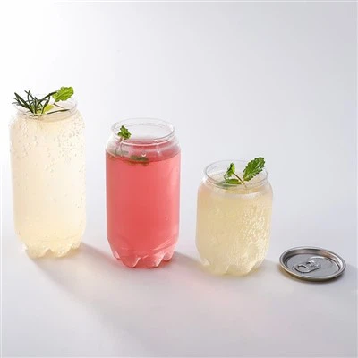 Canette de boisson en plastique vide